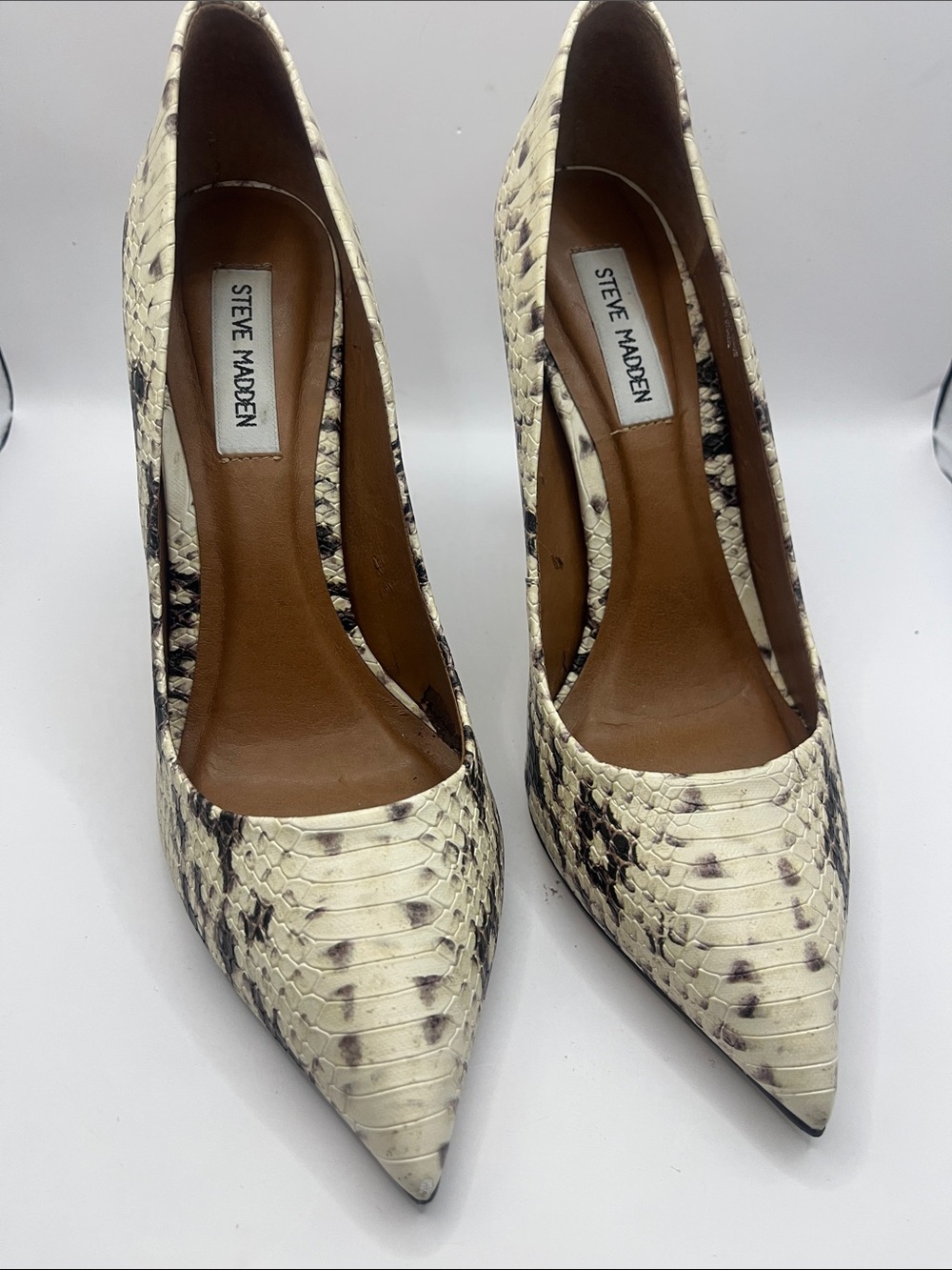 Steve Madden Cream Snake-Print Pointed Toe Pumps